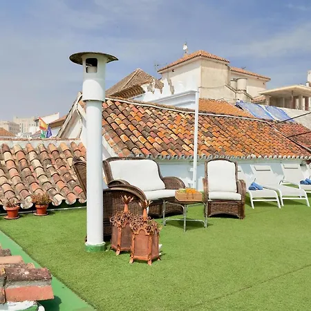 Orange Square Rooftop 250 M2 *