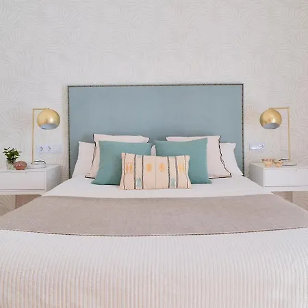 Orange Square Rooftop 250 M2 Tatil Evi Marbella