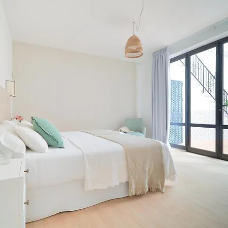 Orange Square Rooftop 250 M2 Holiday home *