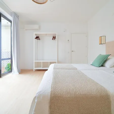 Сasa de vacaciones Casa Plaza De Naranjos 8 Personas *